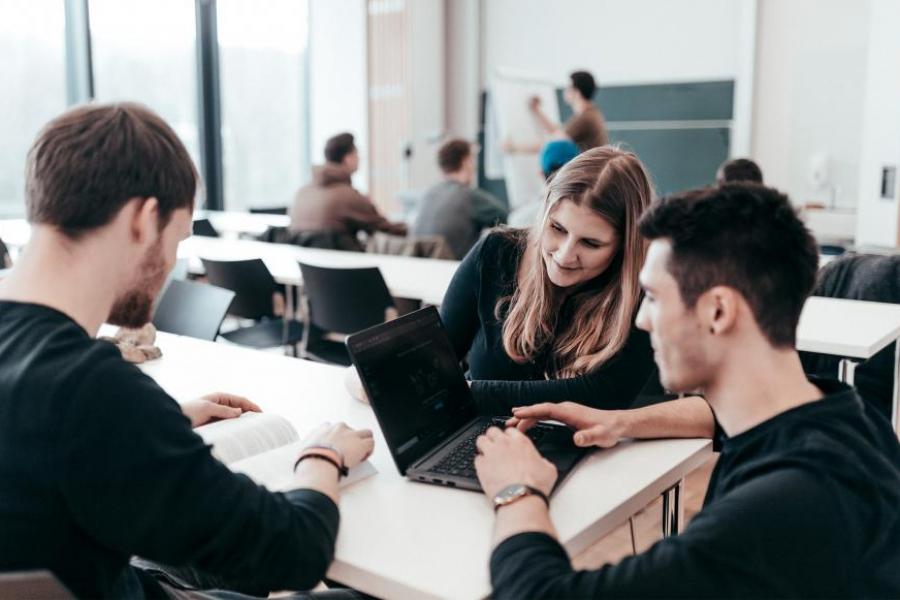 Studenten der Hochschule Weingarten