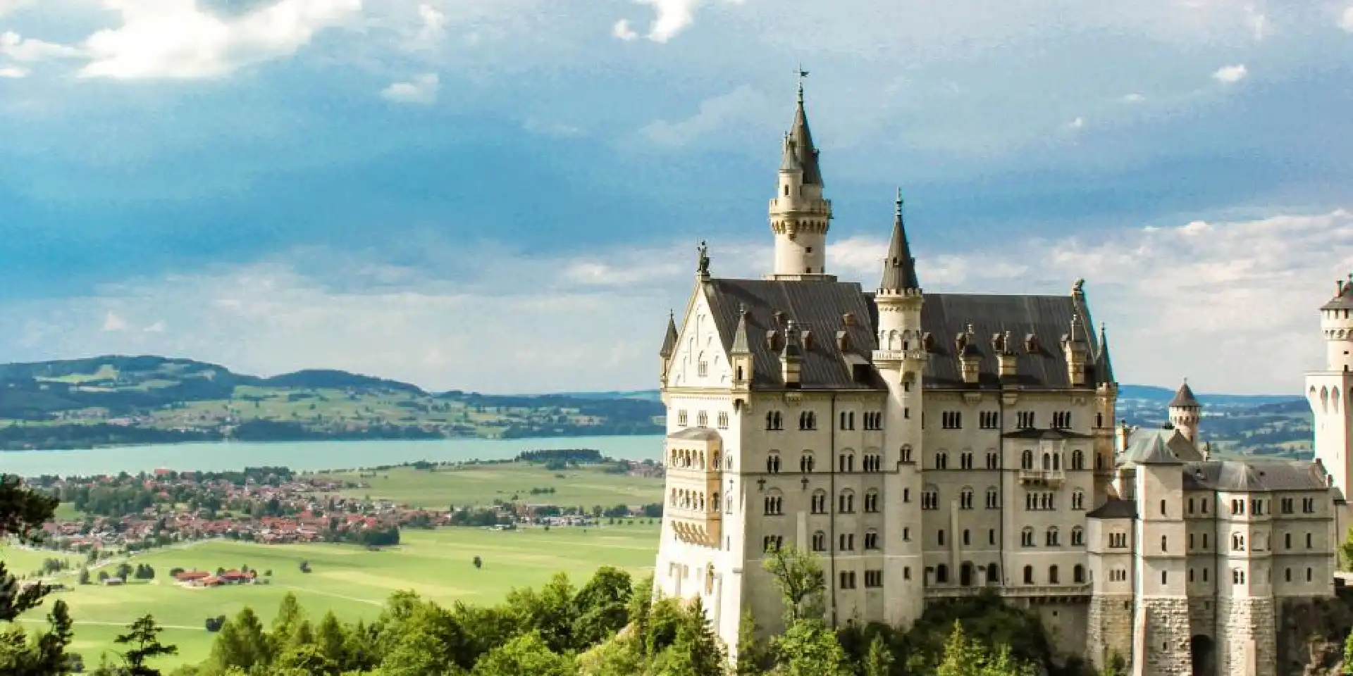 Schloss Neuschwanstein im Sommer